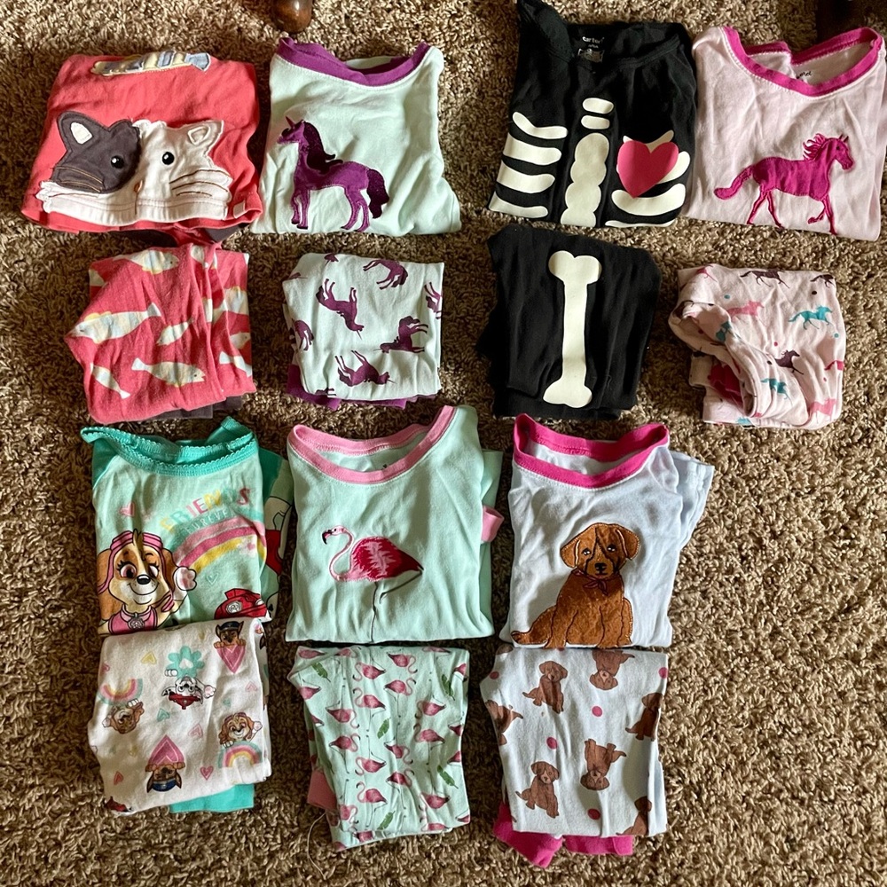 Lot of girls pj sets. 7 sets.